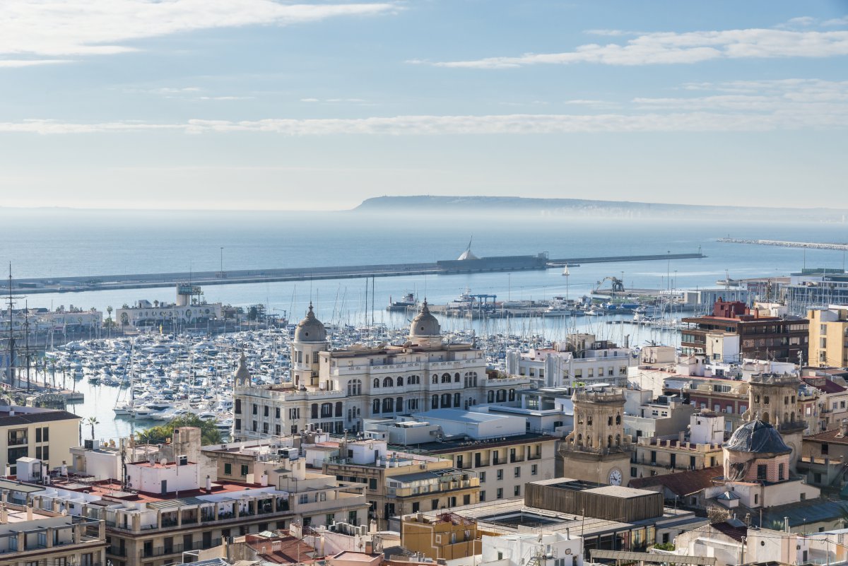 A sunny winter on the Costa Blanca